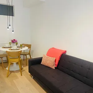  Apartment Ground Floor 1 Bedroom Flat In The Centre